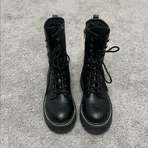 Universal Thread Black Combat Boots